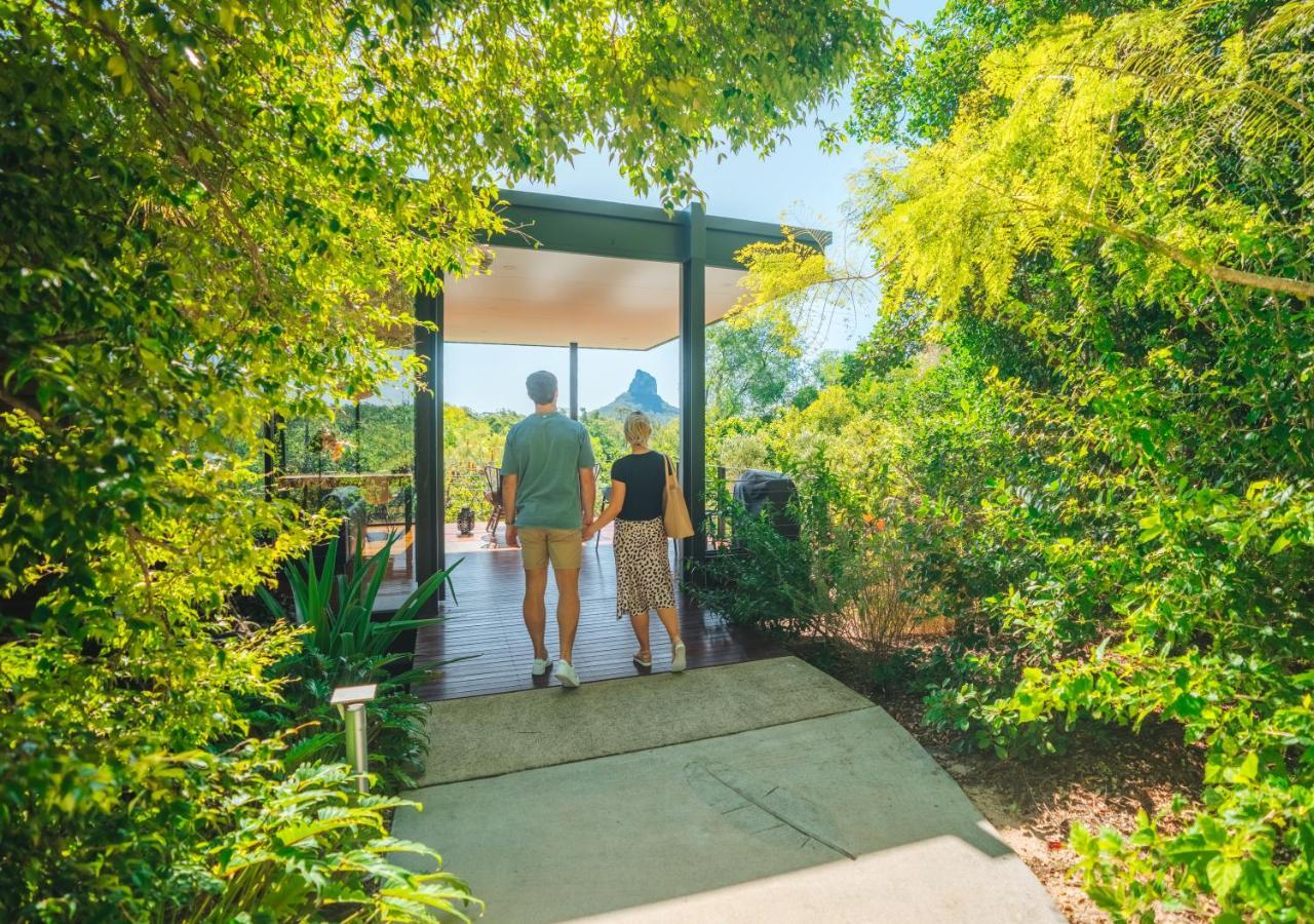 Glass On Glasshouse Glass House Mountains Exterior foto