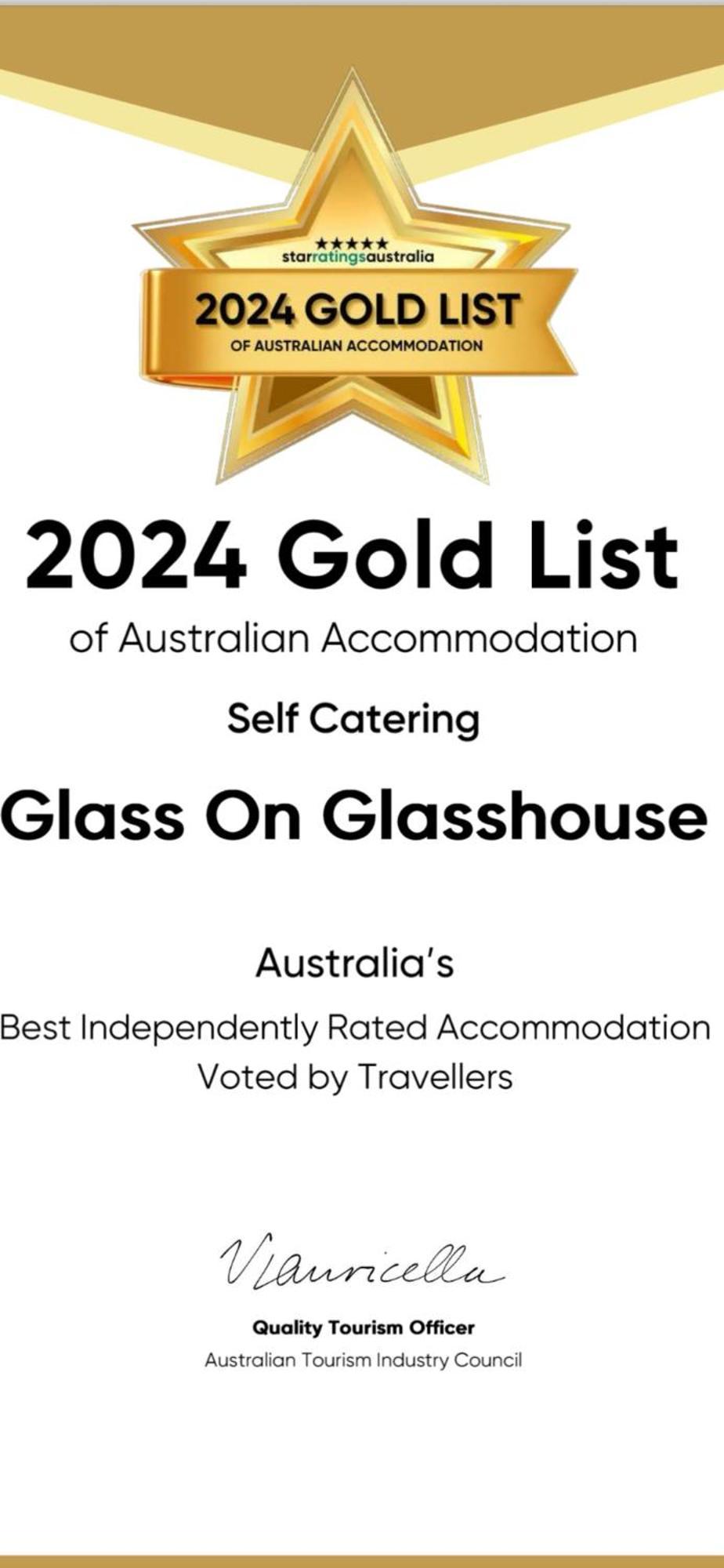 Glass On Glasshouse Glass House Mountains Exterior foto