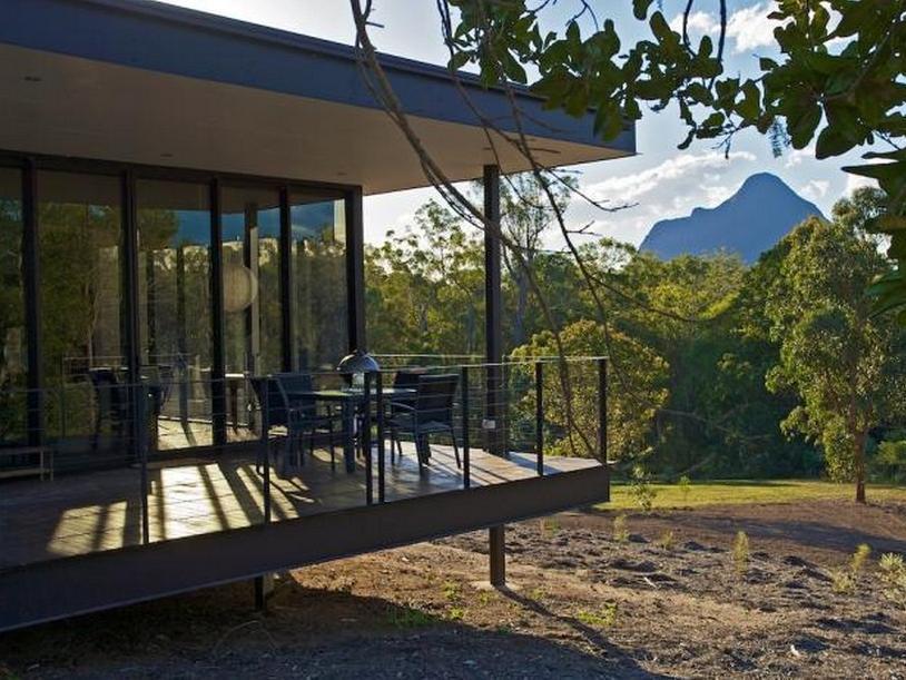 Glass On Glasshouse Glass House Mountains Exterior foto