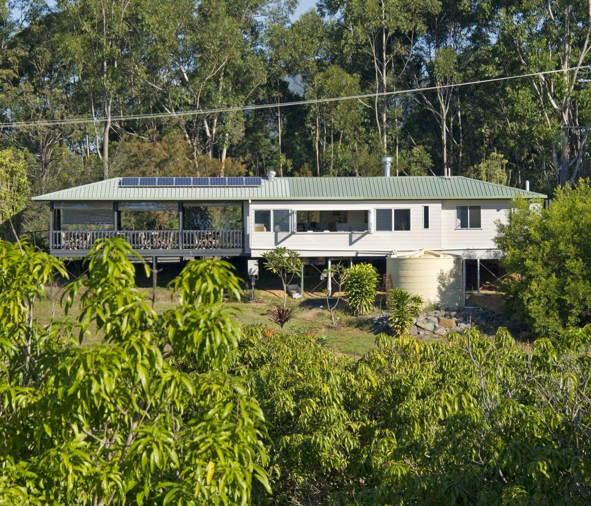 Glass On Glasshouse Villa Glass House Mountains Exterior foto