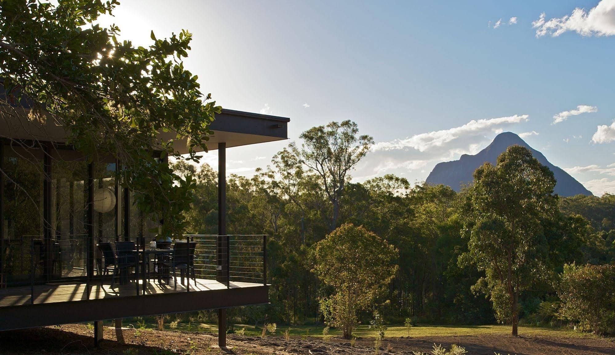 Glass On Glasshouse Villa Glass House Mountains Exterior foto